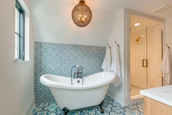 Clawfoot Tub Installation in Radcliff
