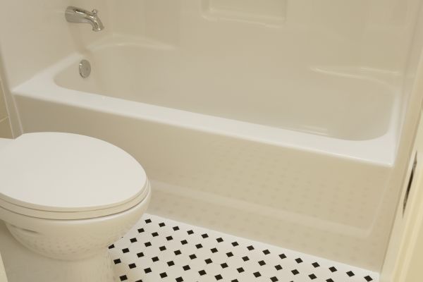 Fiberglass Tub Replacement in Radcliff